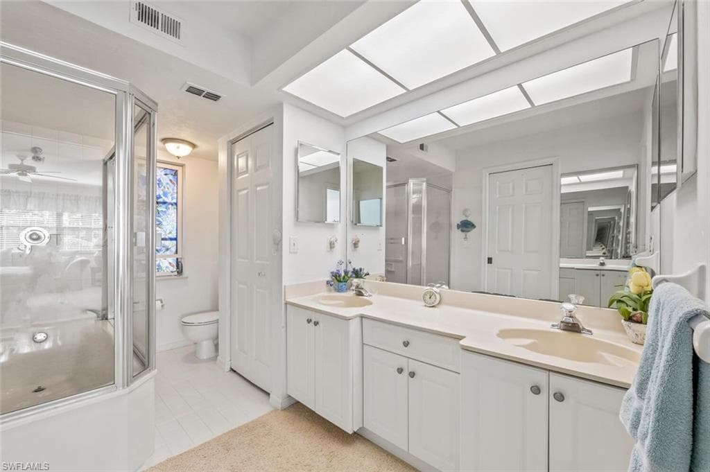 3219 Horse Carriage Way 11, Naples, FL 34105-15