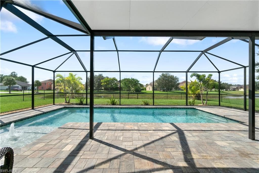8100 Allamanda Ct, Lehigh Acres, FL 33972-30