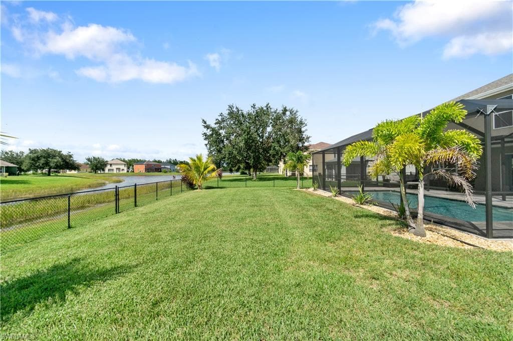 8100 Allamanda Ct, Lehigh Acres, FL 33972-34