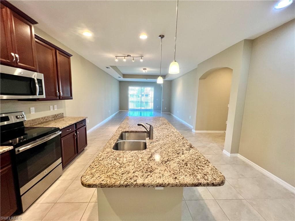 3889 Dunnster Ct, Fort Myers, FL 33916-8