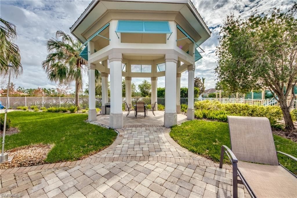 3889 Dunnster Ct, Fort Myers, FL 33916-36