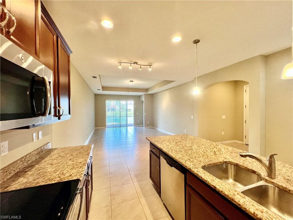 3889 Dunnster Ct, Fort Myers, FL 33916-7