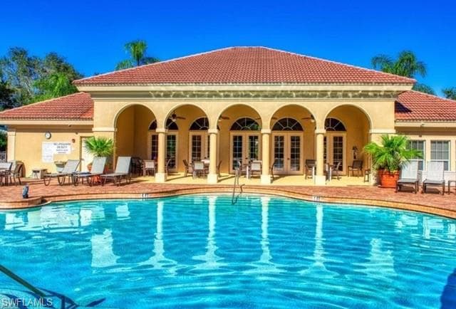 560 El Camino Real 1304, Naples, FL 34119-15