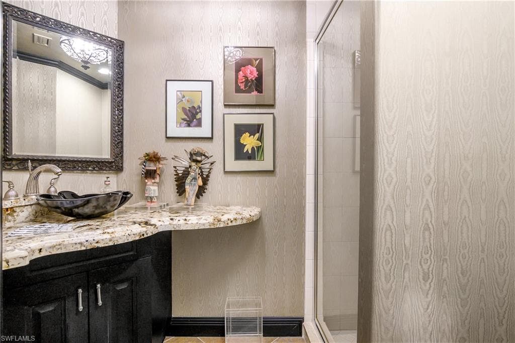 6130 Montelena Cir 1102, Naples, FL 34119-19