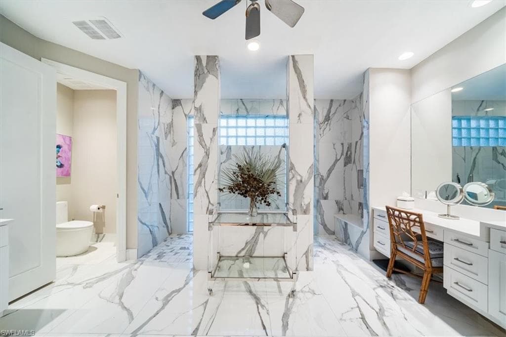 367 5th Ave N, Naples, FL 34102-34