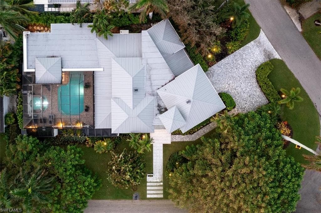 367 5th Ave N, Naples, FL 34102-45
