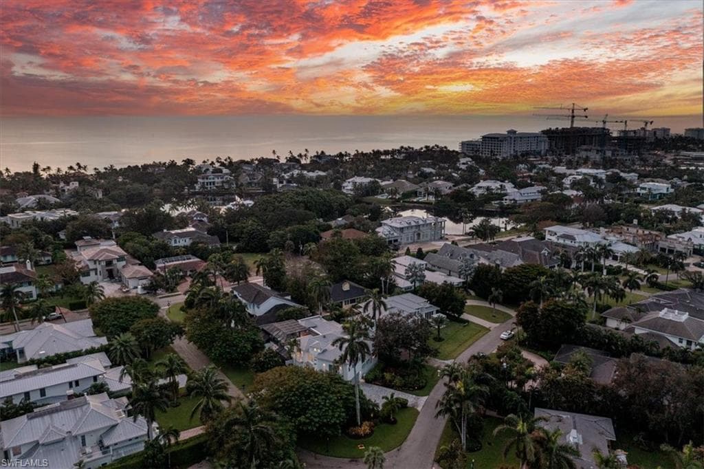 367 5th Ave N, Naples, FL 34102-47