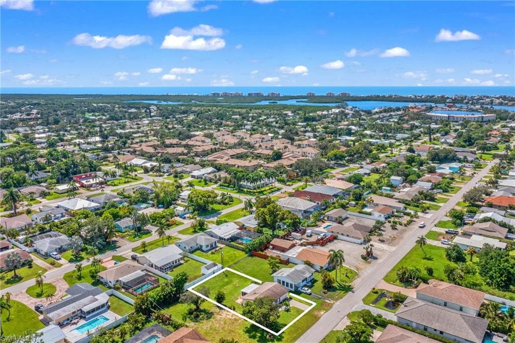 22 3rd St, Bonita Springs, FL 34134-33