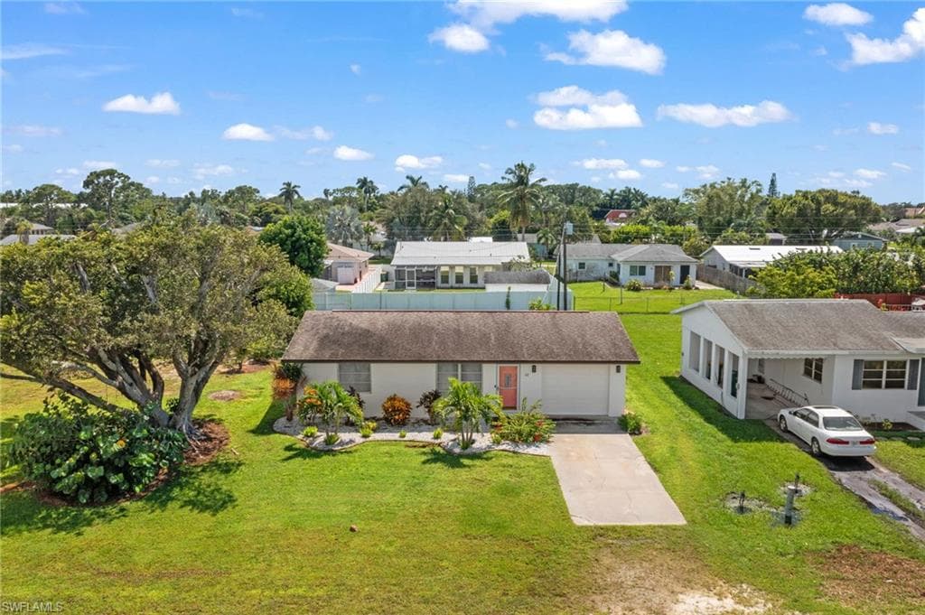 22 3rd St, Bonita Springs, FL 34134-3