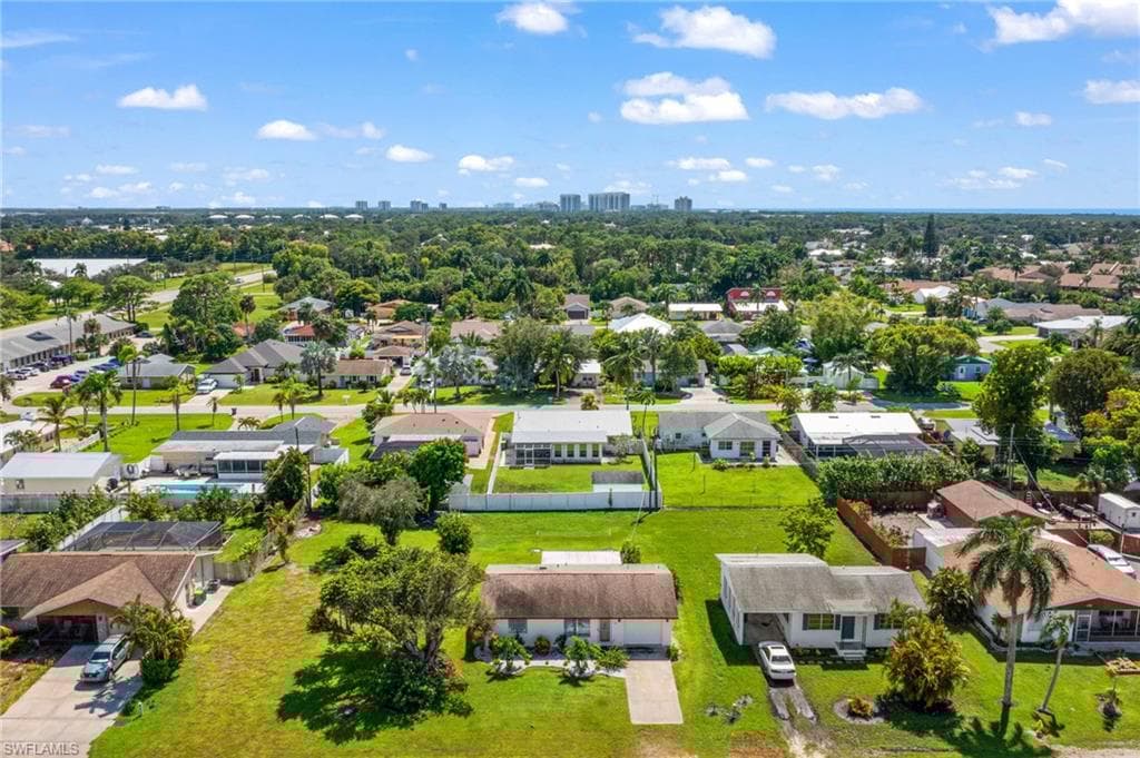 22 3rd St, Bonita Springs, FL 34134-7