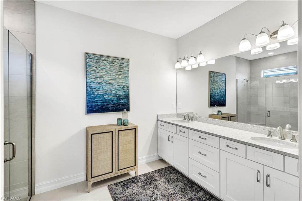 267 Tamarindo Ln, Naples, FL 34114-19