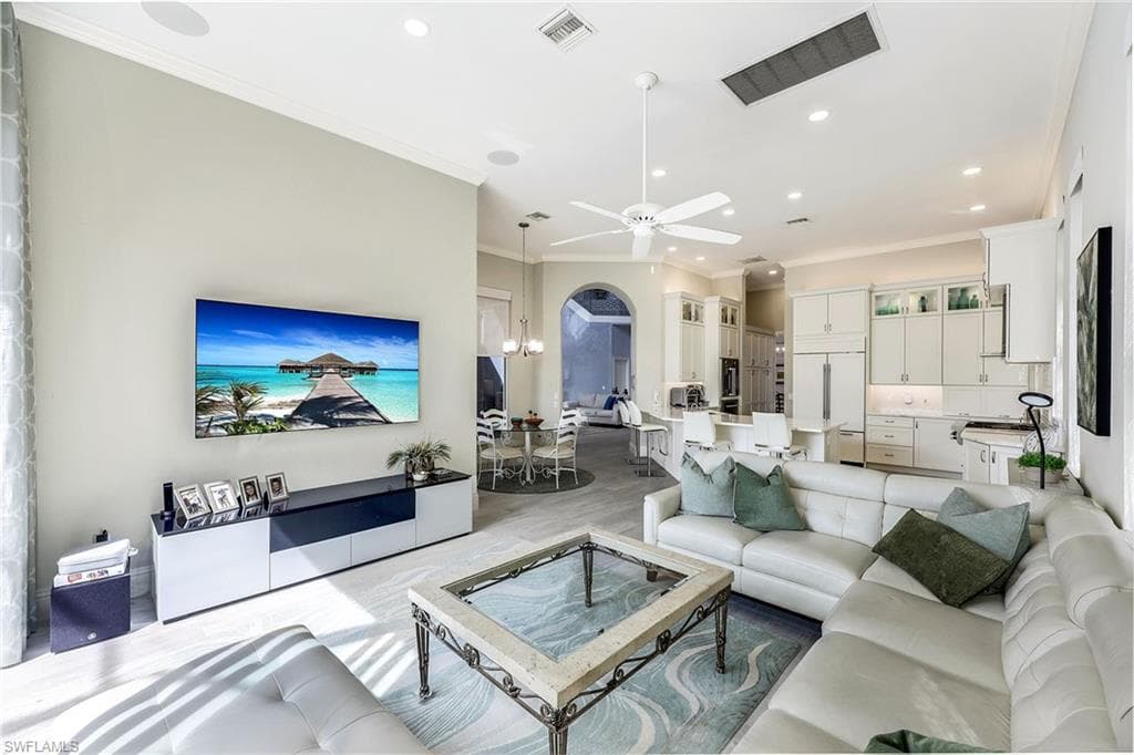 8589 Bellagio Dr, Naples, FL 34114-13