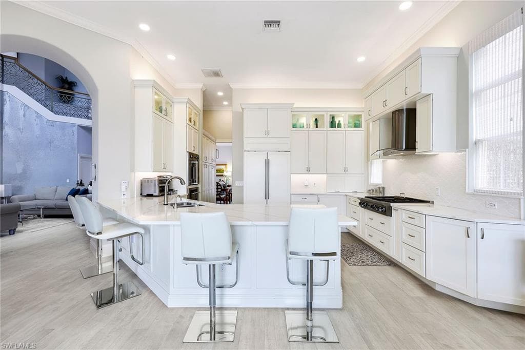 8589 Bellagio Dr, Naples, FL 34114-16