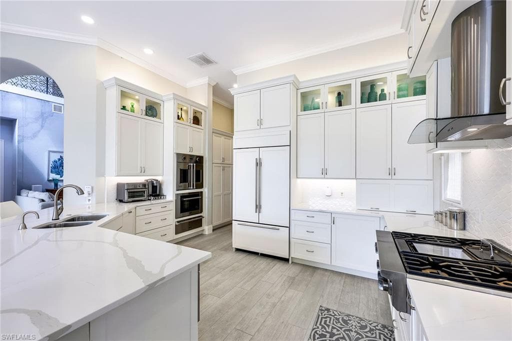 8589 Bellagio Dr, Naples, FL 34114-17