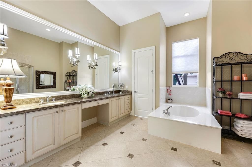 8589 Bellagio Dr, Naples, FL 34114-23
