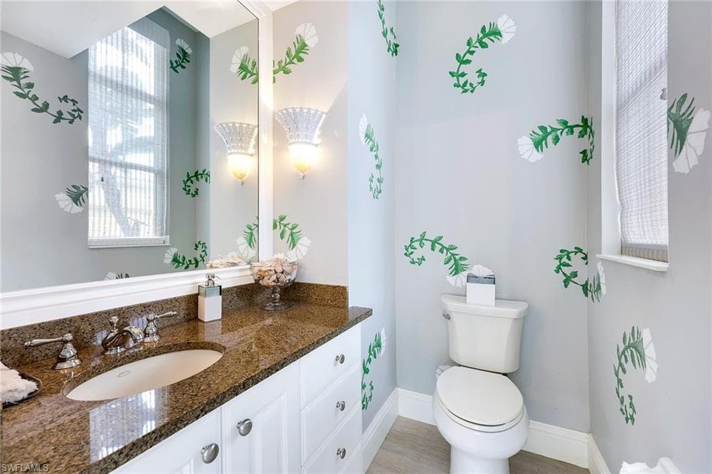 8589 Bellagio Dr, Naples, FL 34114-26