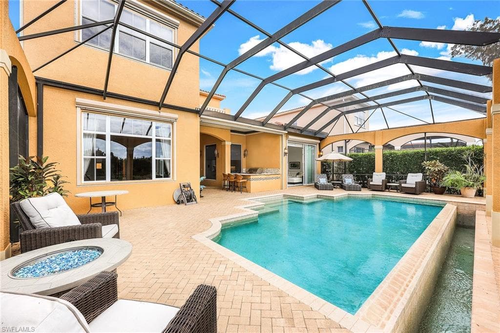8589 Bellagio Dr, Naples, FL 34114-37