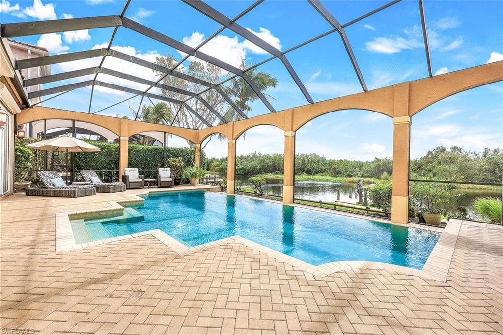 8589 Bellagio Dr, Naples, FL 34114-41