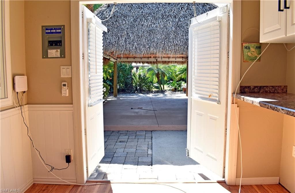 10212 Yellowtop Trl, Fort Myers, FL 33905-13