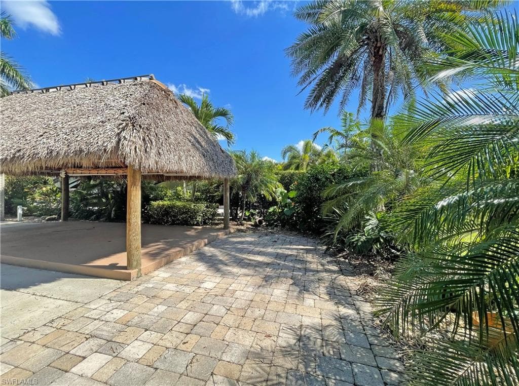 10212 Yellowtop Trl, Fort Myers, FL 33905-7