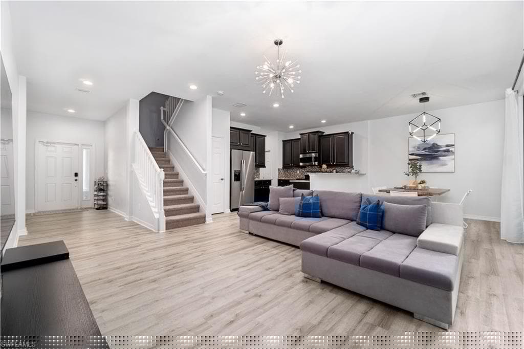 15286 Summit Place Cir 175, Naples, FL 34119-9