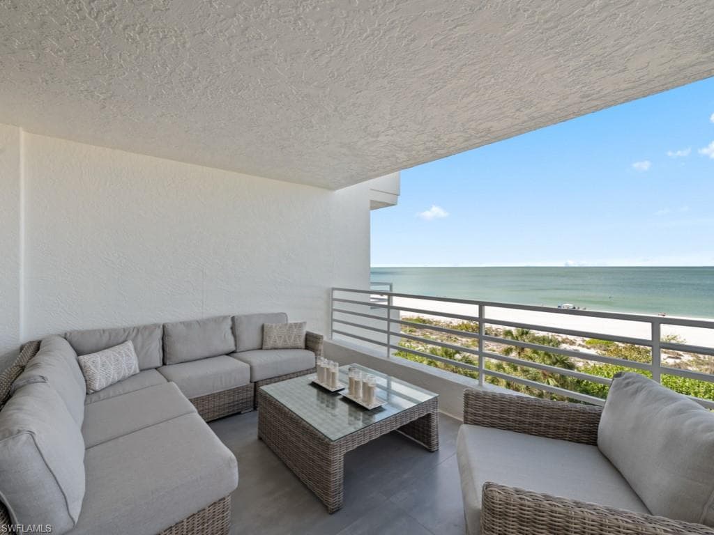 780 Collier Blvd 413, Marco Island, FL 34145-19