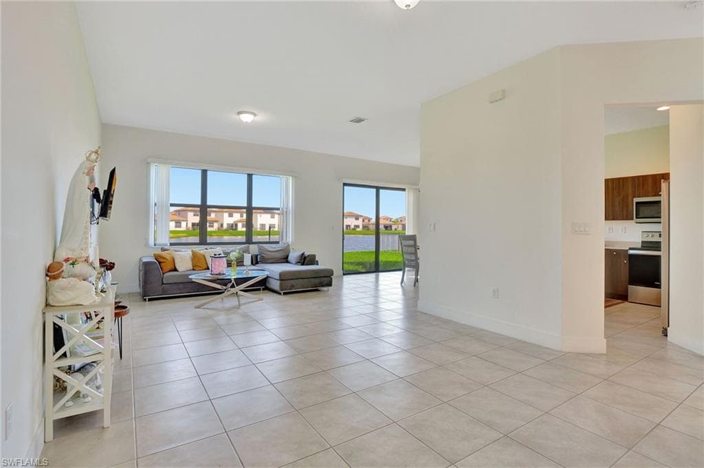 5525 Soria Ave, Ave Maria, FL 34142-3