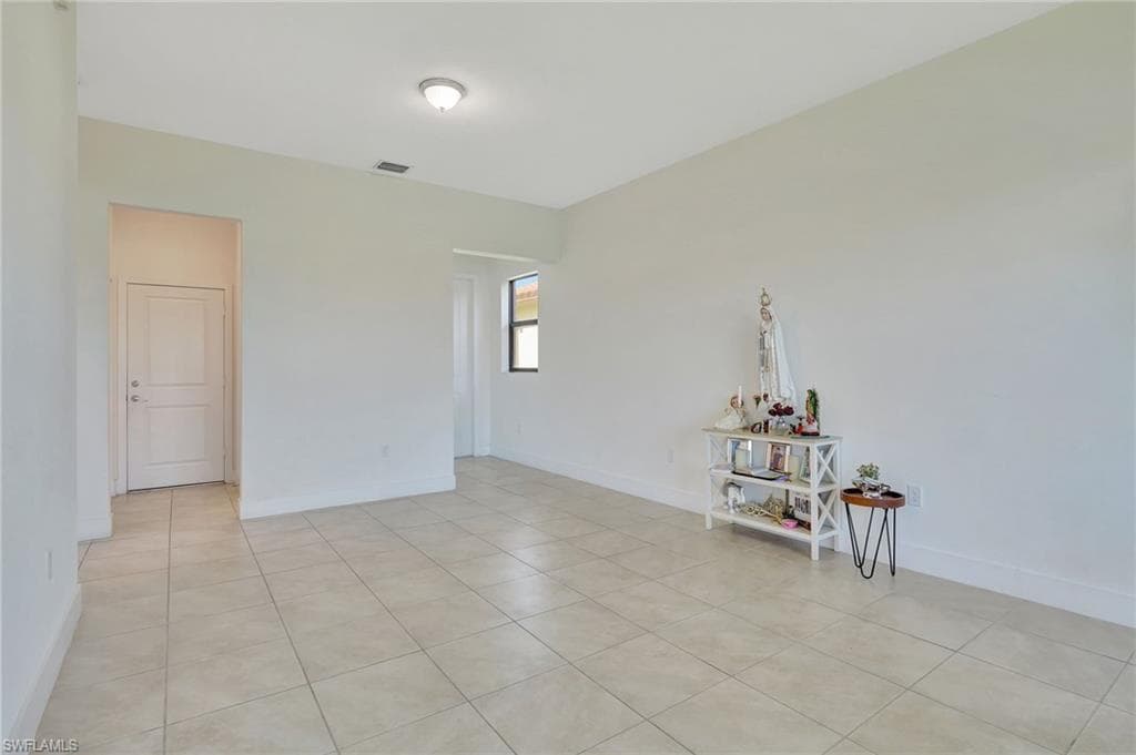 5525 Soria Ave, Ave Maria, FL 34142-6