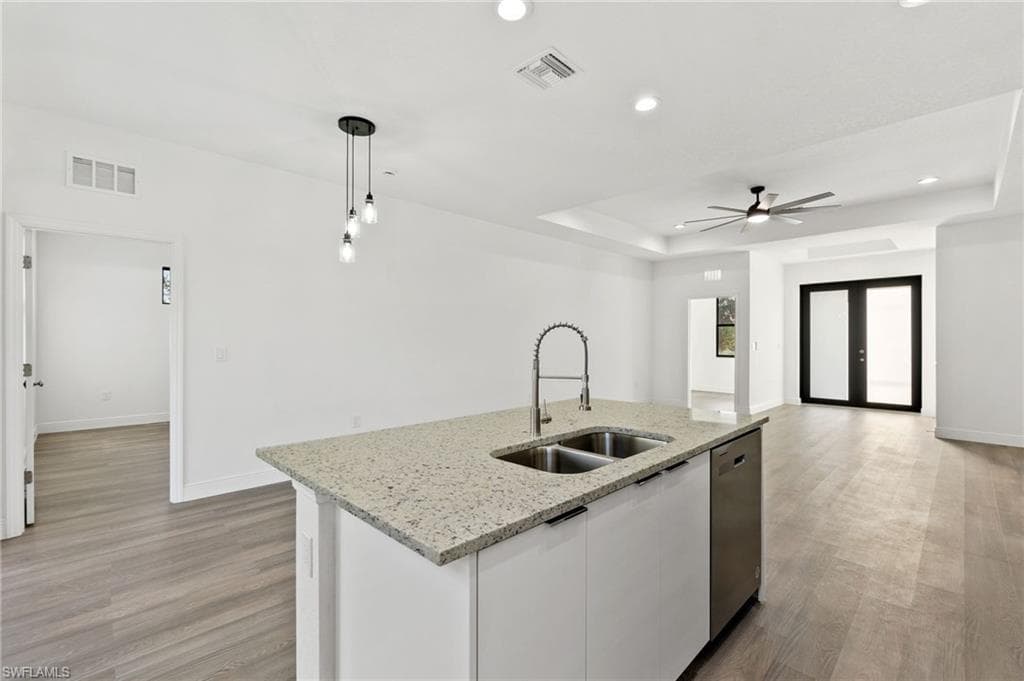 512 Empire Ave S, Lehigh Acres, FL 33974-8
