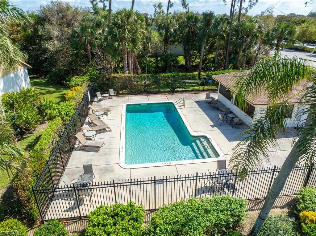 6056 Huntington Woods Dr 138-9, Naples, FL 34112-30