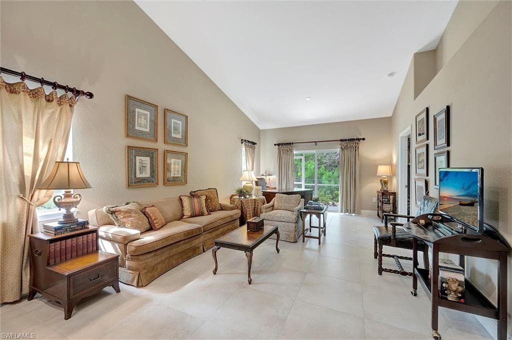3555 Avion Woods Ct 501, Naples, FL 34104-5