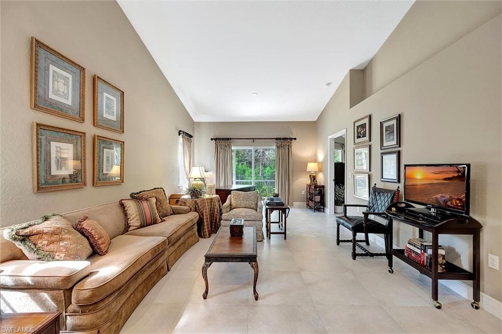 3555 Avion Woods Ct 501, Naples, FL 34104-6