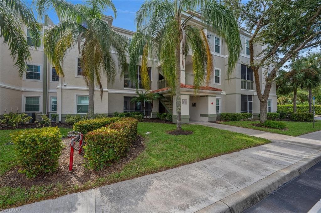 23680 Walden Center Dr 206, Estero, FL 34134-11
