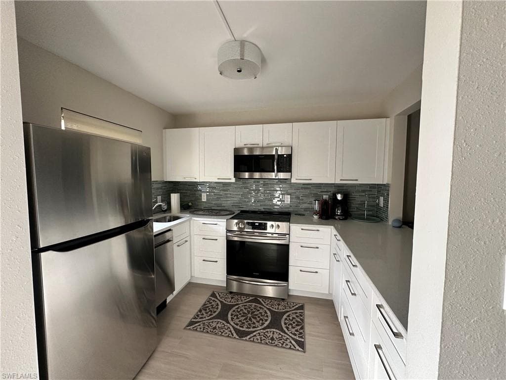 4146 27th Ct SW 102, Naples, FL 34116-11