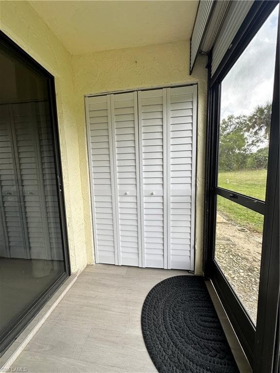 4146 27th Ct SW 102, Naples, FL 34116-16