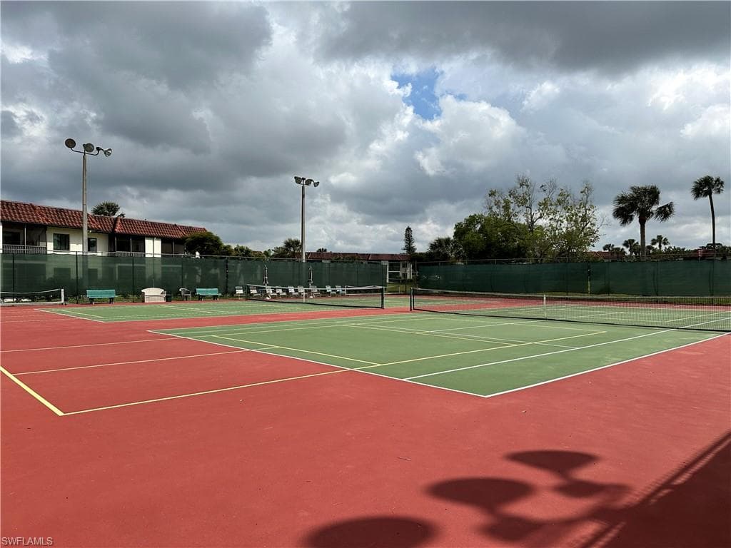 4146 27th Ct SW 102, Naples, FL 34116-19