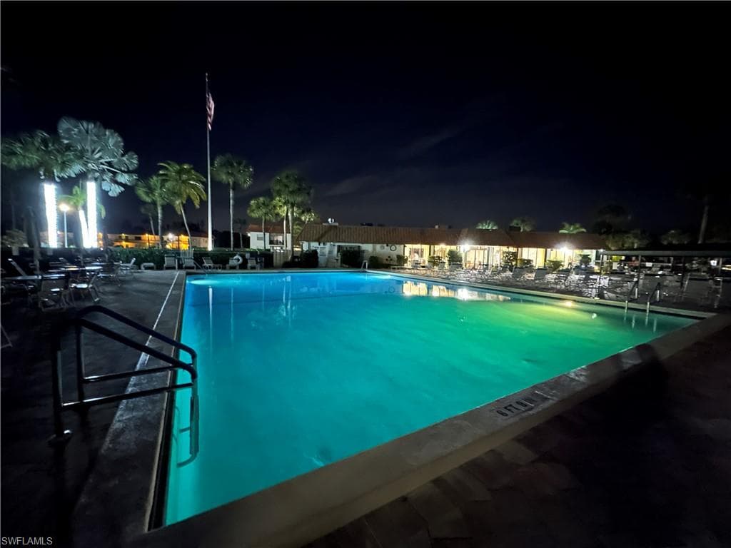 4146 27th Ct SW 102, Naples, FL 34116-23