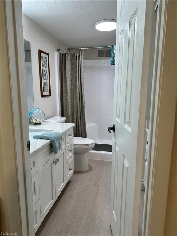 4146 27th Ct SW 102, Naples, FL 34116-5
