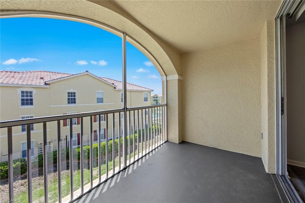 4105 Residence Dr 718, Fort Myers, FL 33901-24