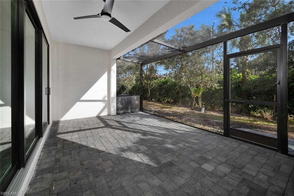 13010 Pembroke Dr, Naples, FL 34105-21