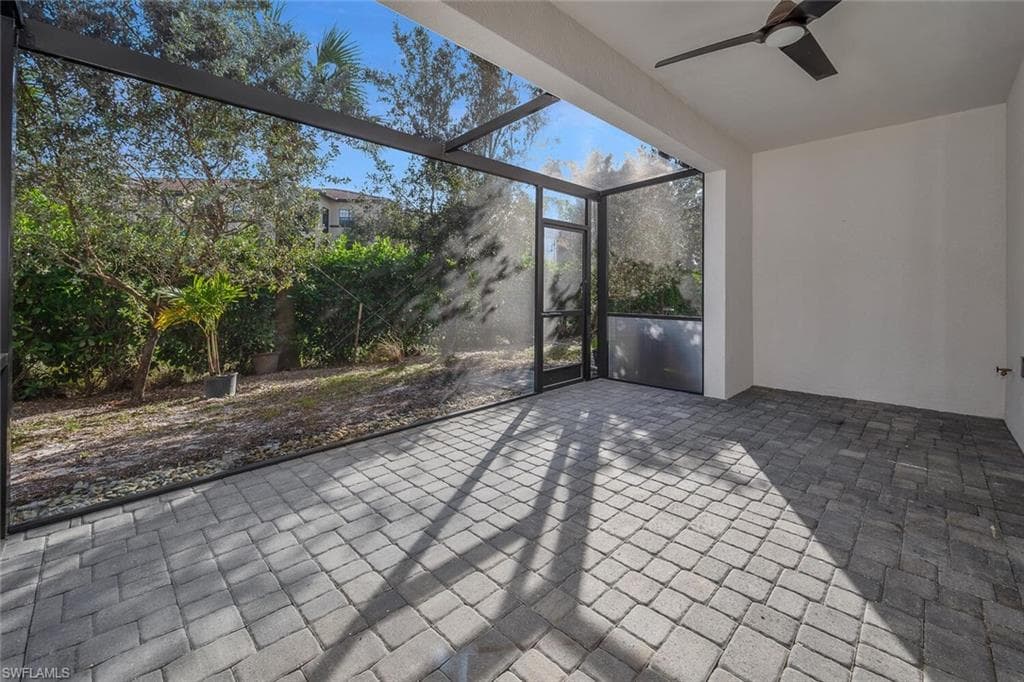 13010 Pembroke Dr, Naples, FL 34105-22