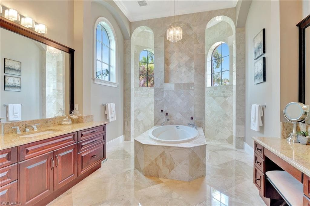 1330 Marlin Dr, Naples, FL 34102-20