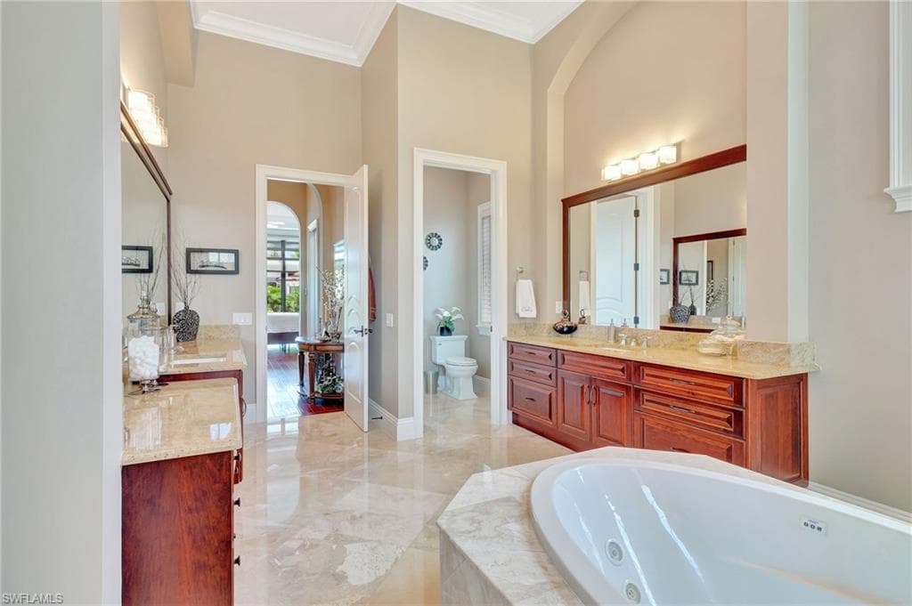 1330 Marlin Dr, Naples, FL 34102-22