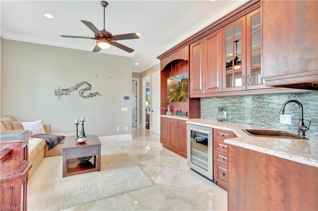 1330 Marlin Dr, Naples, FL 34102-31