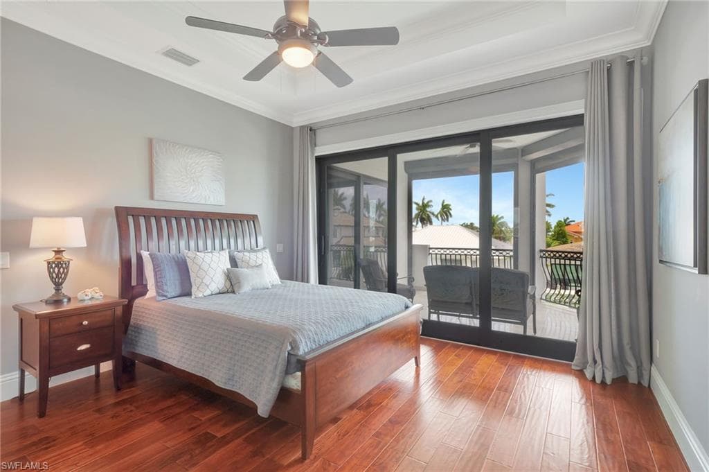 1330 Marlin Dr, Naples, FL 34102-37
