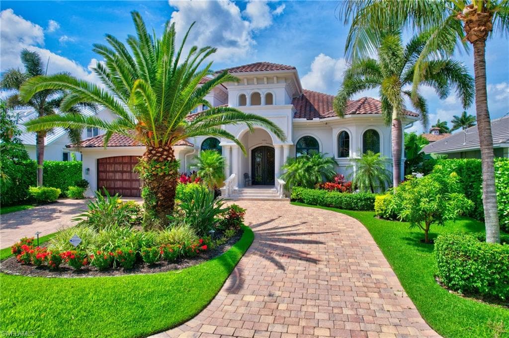 1330 Marlin Dr, Naples, FL 34102-3