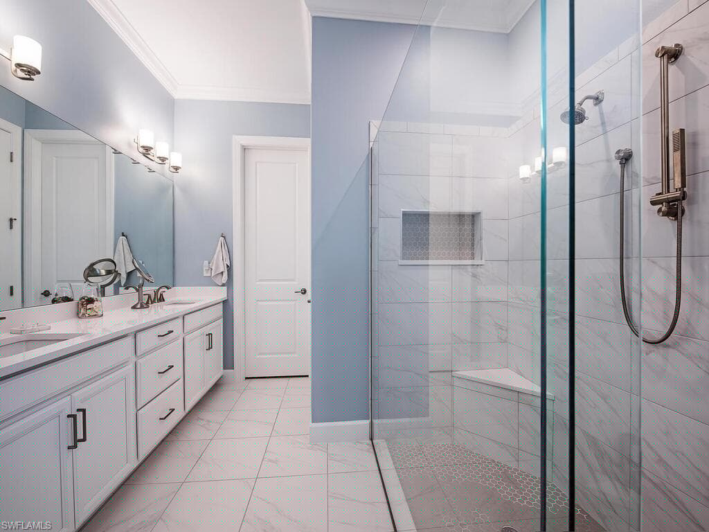 8159 Lucello Ter S, Naples, FL 34114-9