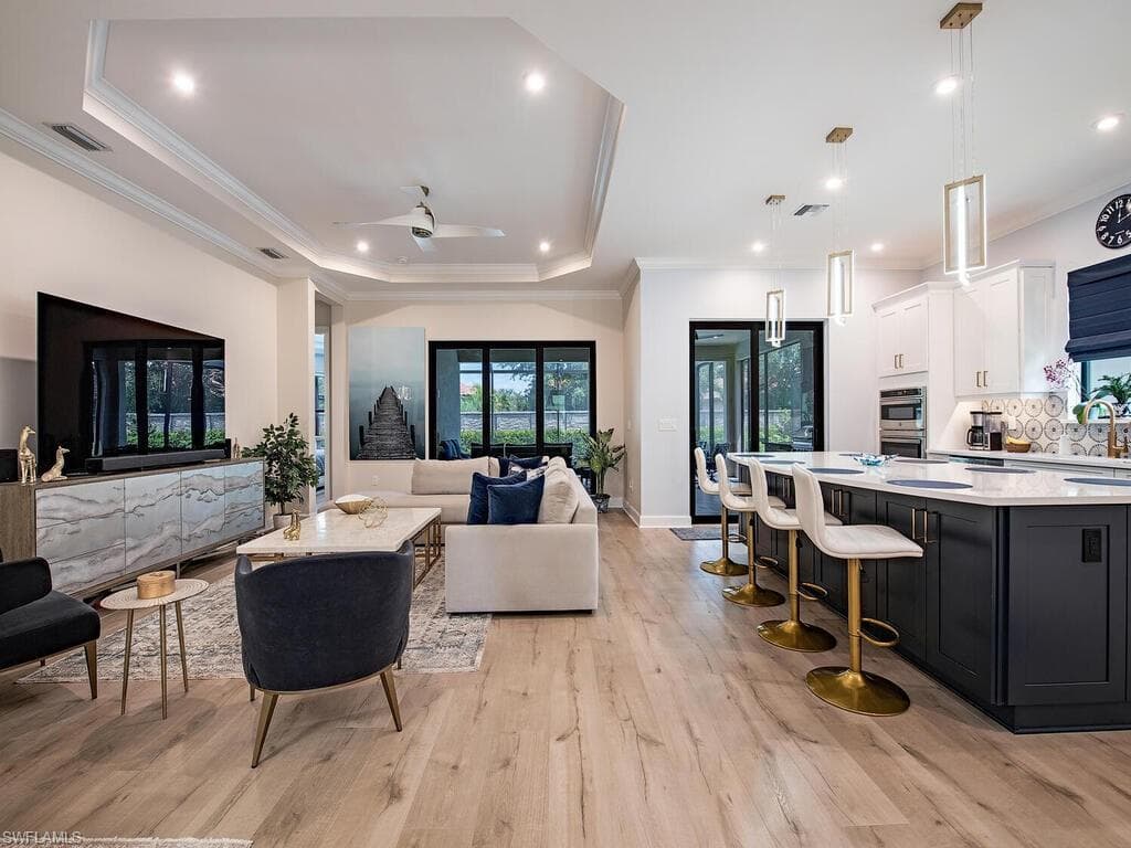 8159 Lucello Ter S, Naples, FL 34114-2