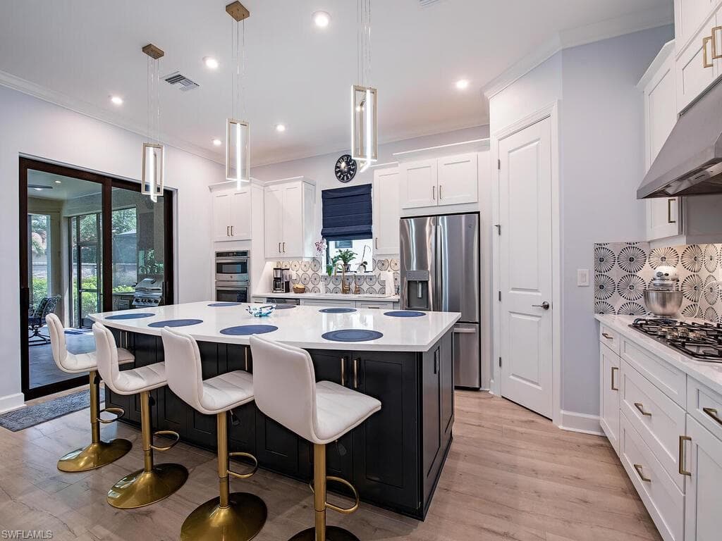8159 Lucello Ter S, Naples, FL 34114-5