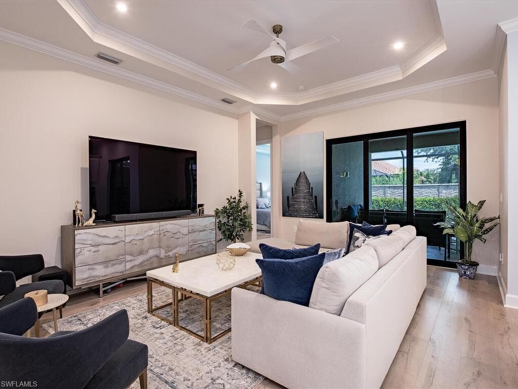 8159 Lucello Ter S, Naples, FL 34114-7